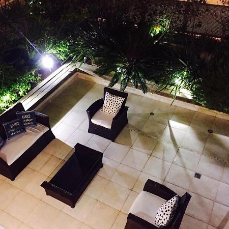 Regency Residence With Pool - Next The Beach Herzliya Экстерьер фото